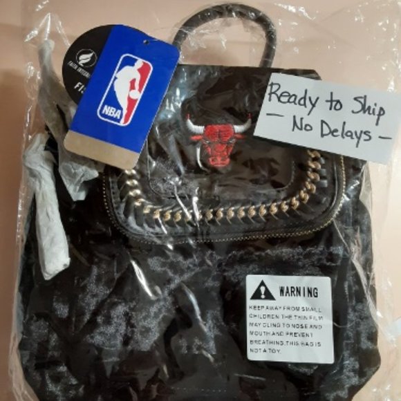 NBA Handbags - BULLS VELVET BAG (NEW)